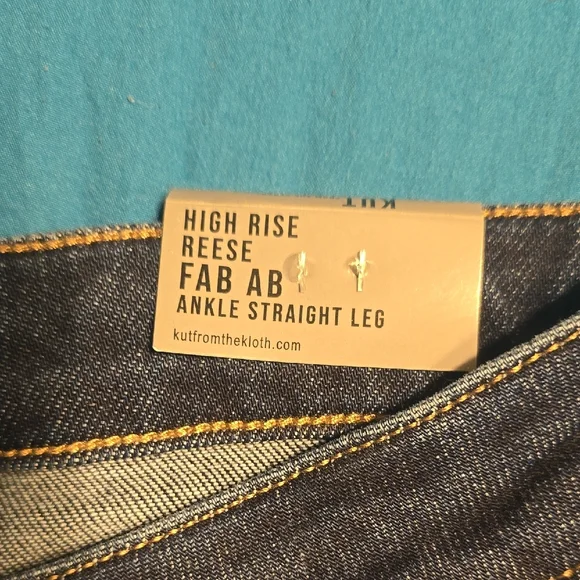 Kut from the Kloth Blue Straight Jeans - Picture 5 of 6